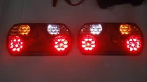 פנס אחורי לנגרר משאית לדים+משולש ימין 10-30V