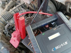 בוסטר התנעה מקצועי 24000mAh 12V סוללת LiFePo4 לרכבי בנזין ודיזל כבדים